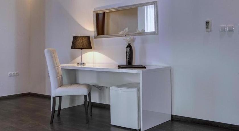 The Suites - Small Luxury Living โวดีเซ ภายนอก รูปภาพ