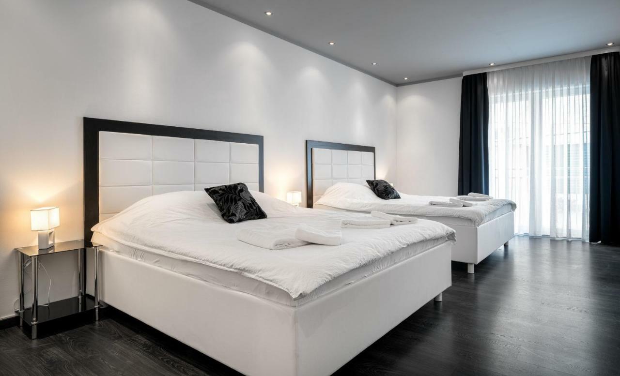 The Suites - Small Luxury Living โวดีเซ ภายนอก รูปภาพ