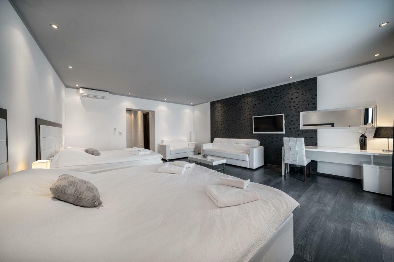 The Suites - Small Luxury Living โวดีเซ ภายนอก รูปภาพ